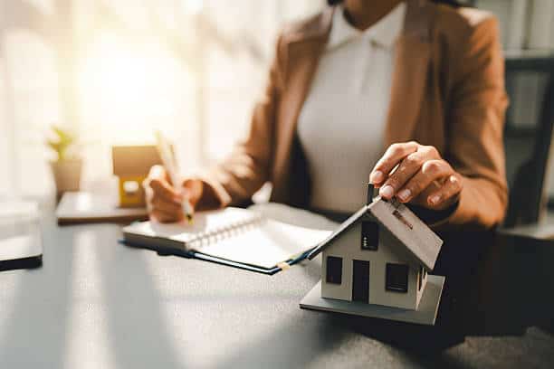 real estate agent Wheeling Township