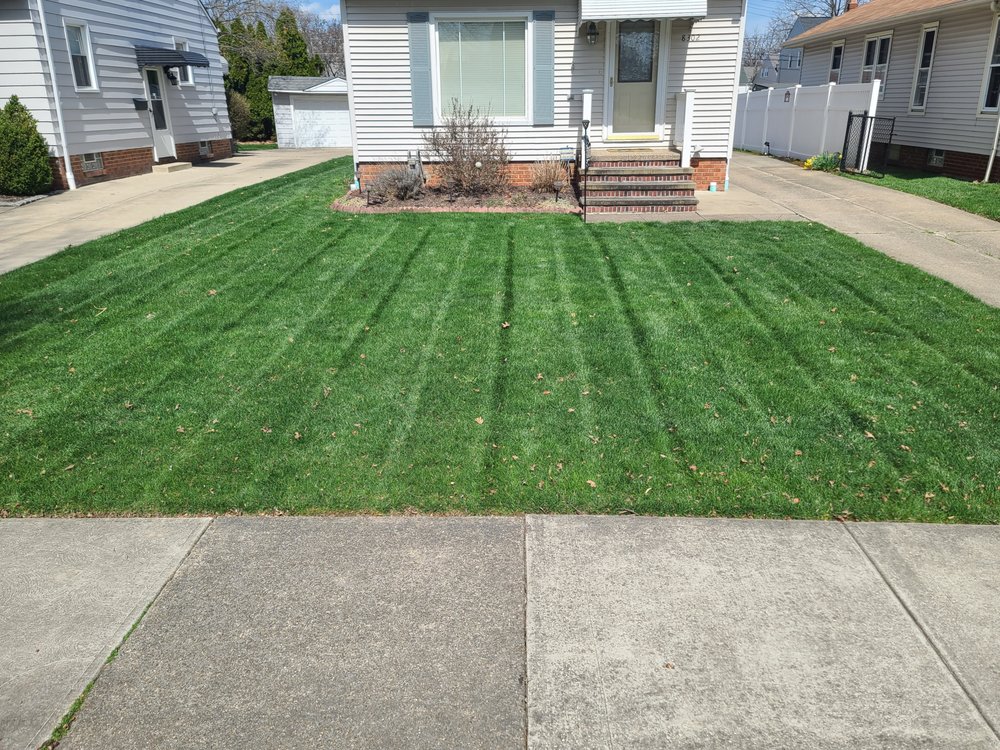 Lawn Care Service in Parma, OH