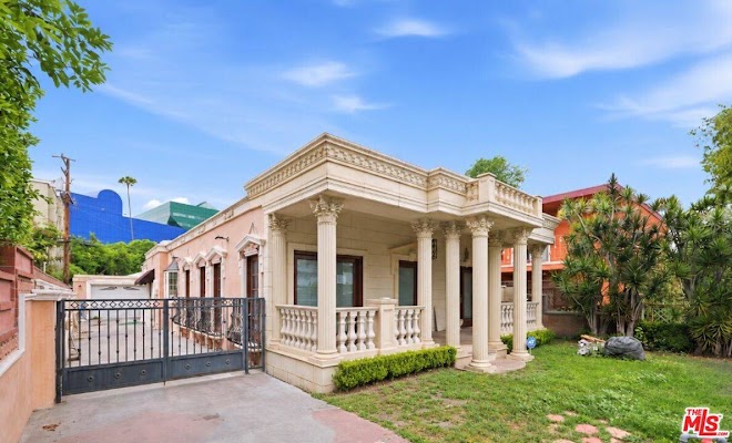 Real Estate Agent Beverly Hills, CA